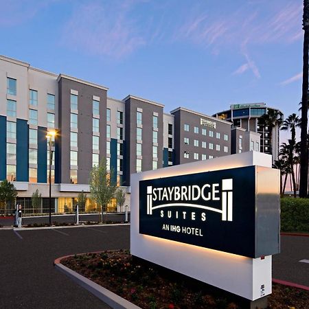 Staybridge Suites - Long Beach Airport, An Ihg Hotel Екстер'єр фото